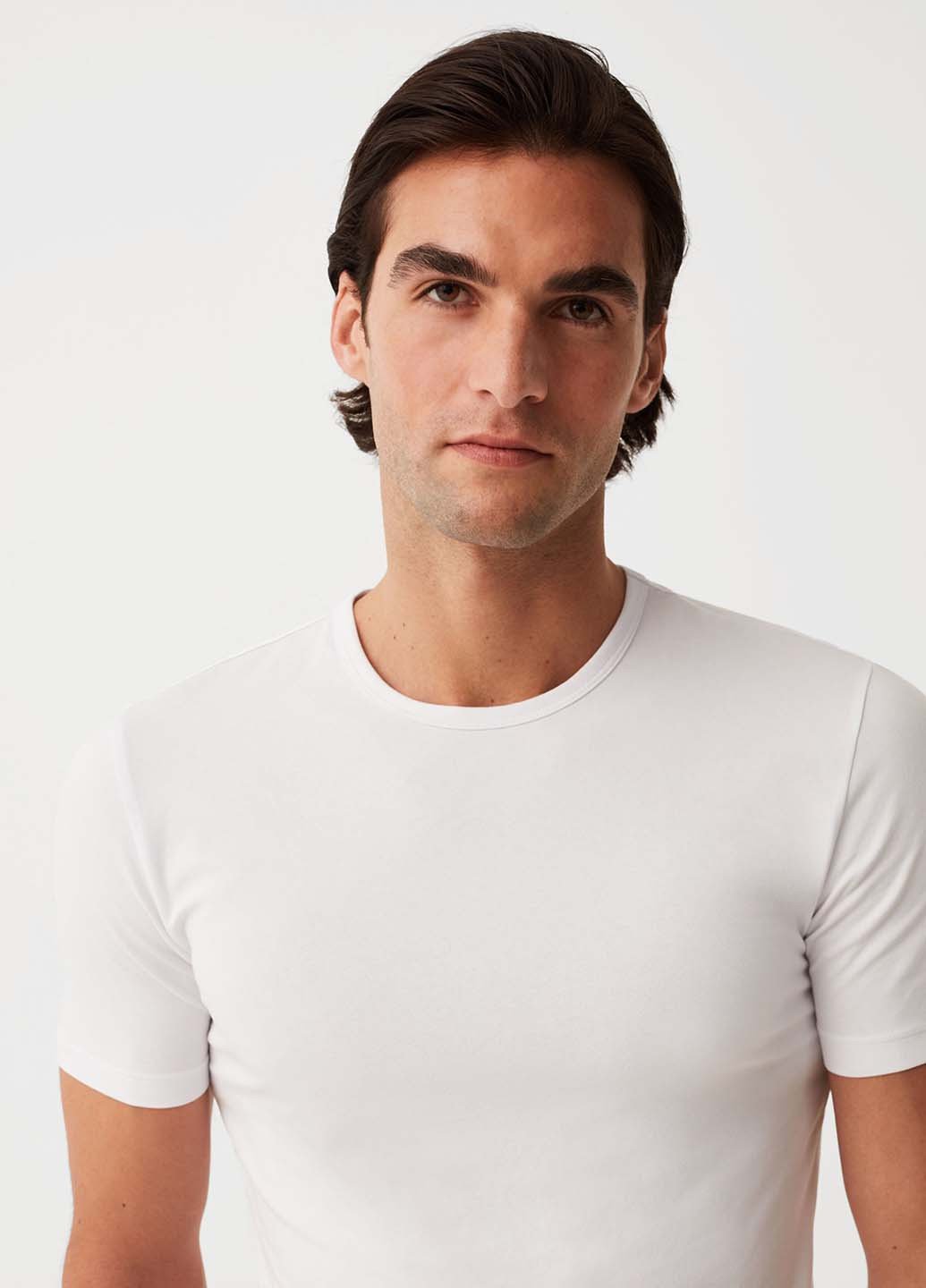 Молочная футболка OVS