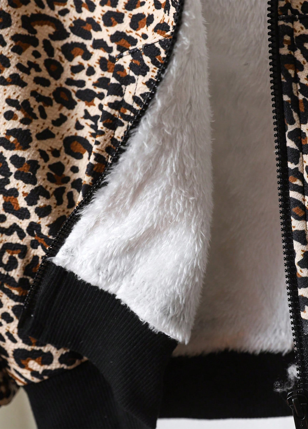 Комбинированная демисезонная куртка SHEIN