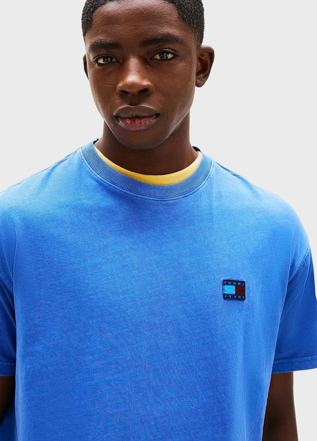 Темно-голубая футболка Tommy Jeans