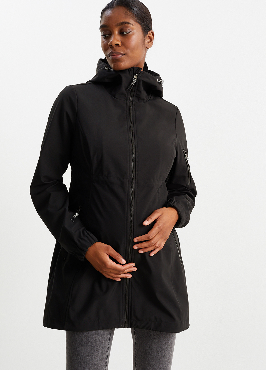 Чорна демісезонна куртка C&A