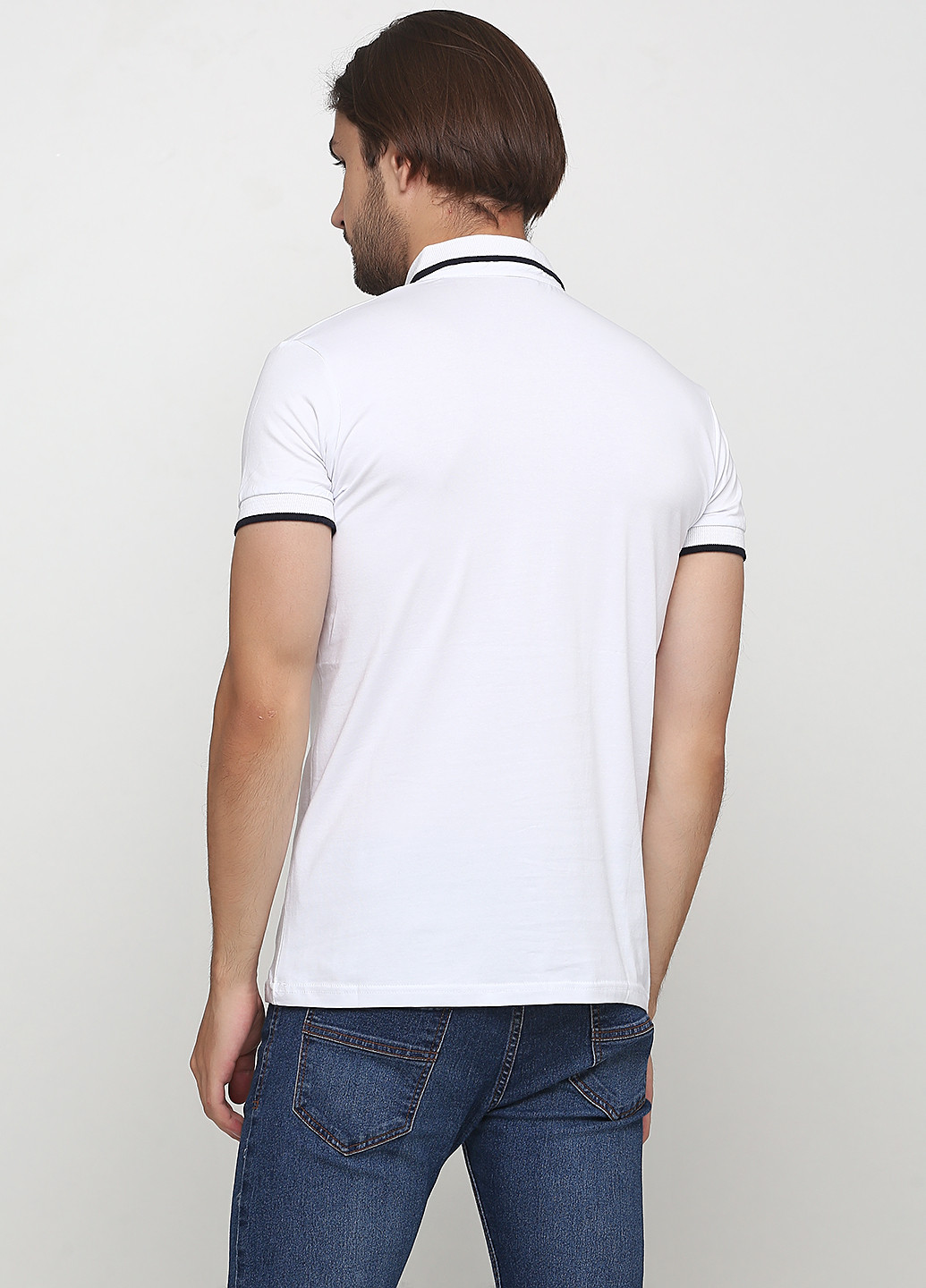 Белая футболка-поло для мужчин Golf с надписью