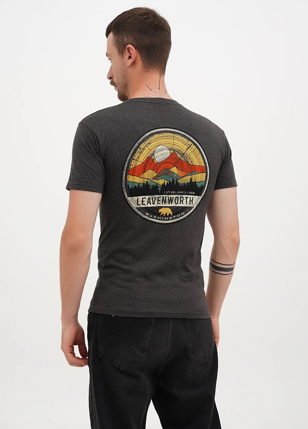 Графитовая футболка Blue 84