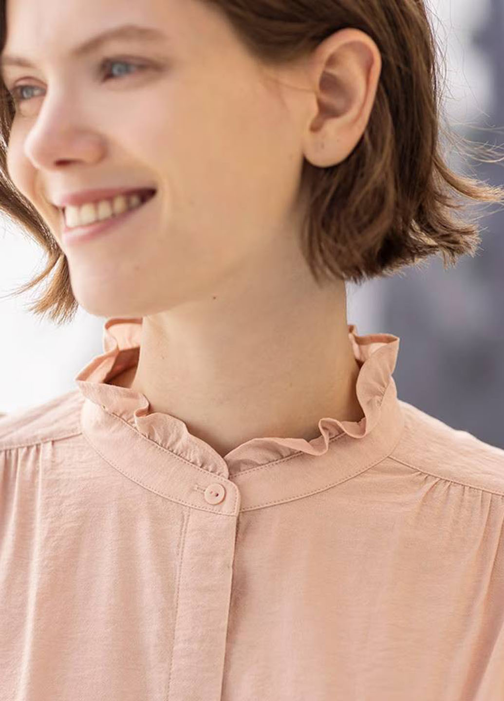 Розовая блузка Uniqlo