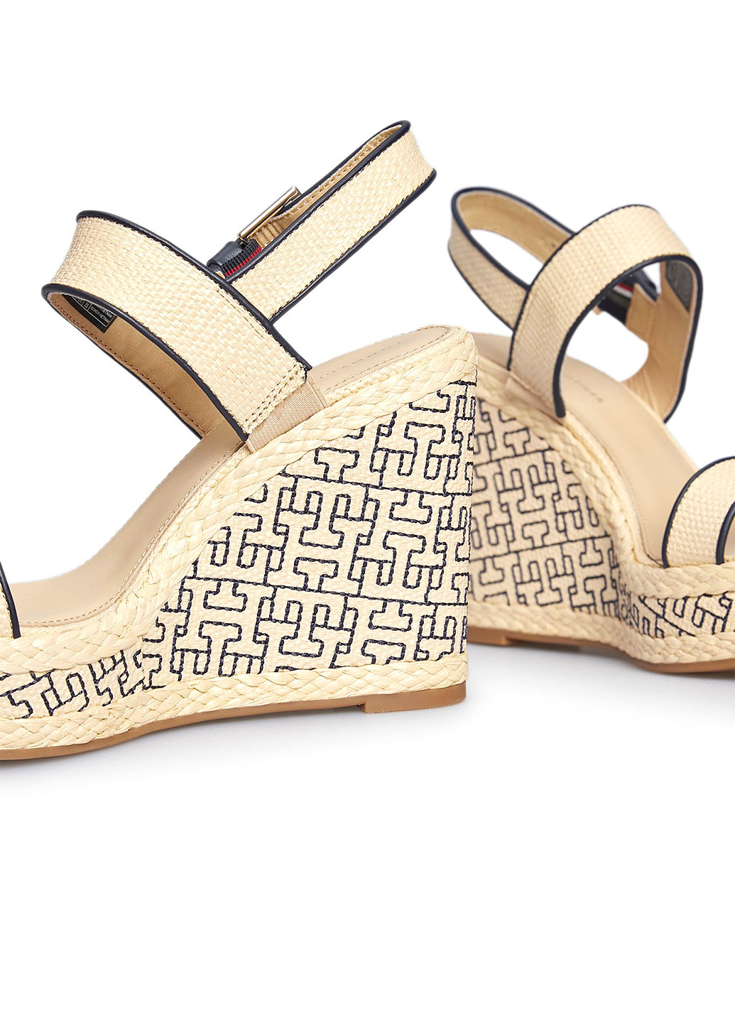 Бежевые босоножки Tommy Hilfiger с ремешком с логотипом, плетение