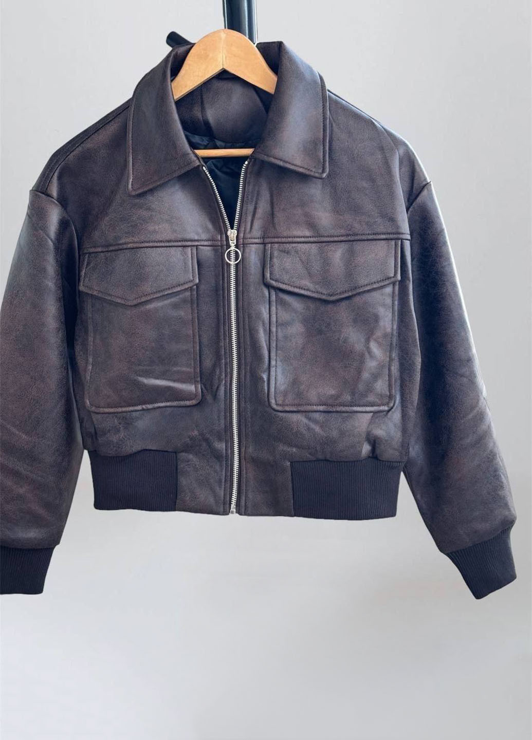 Темно-коричневая демисезонная куртка No Brand