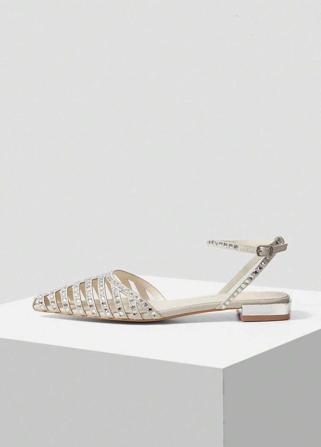 SHEIN Туфли айвори з искусственная кожа, китай — лето (316736347)