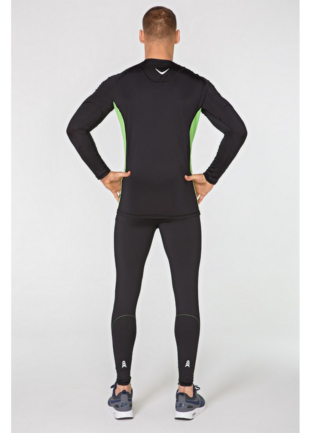 Черный демисезонный спортивный костюм для бега l Radical