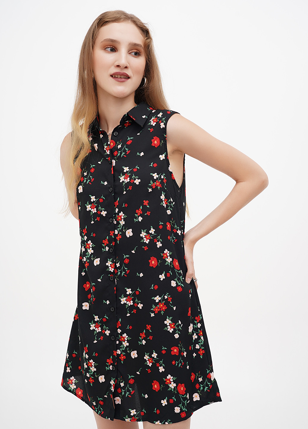 Черное кэжуал платье рубашка Terranova с цветочным принтом