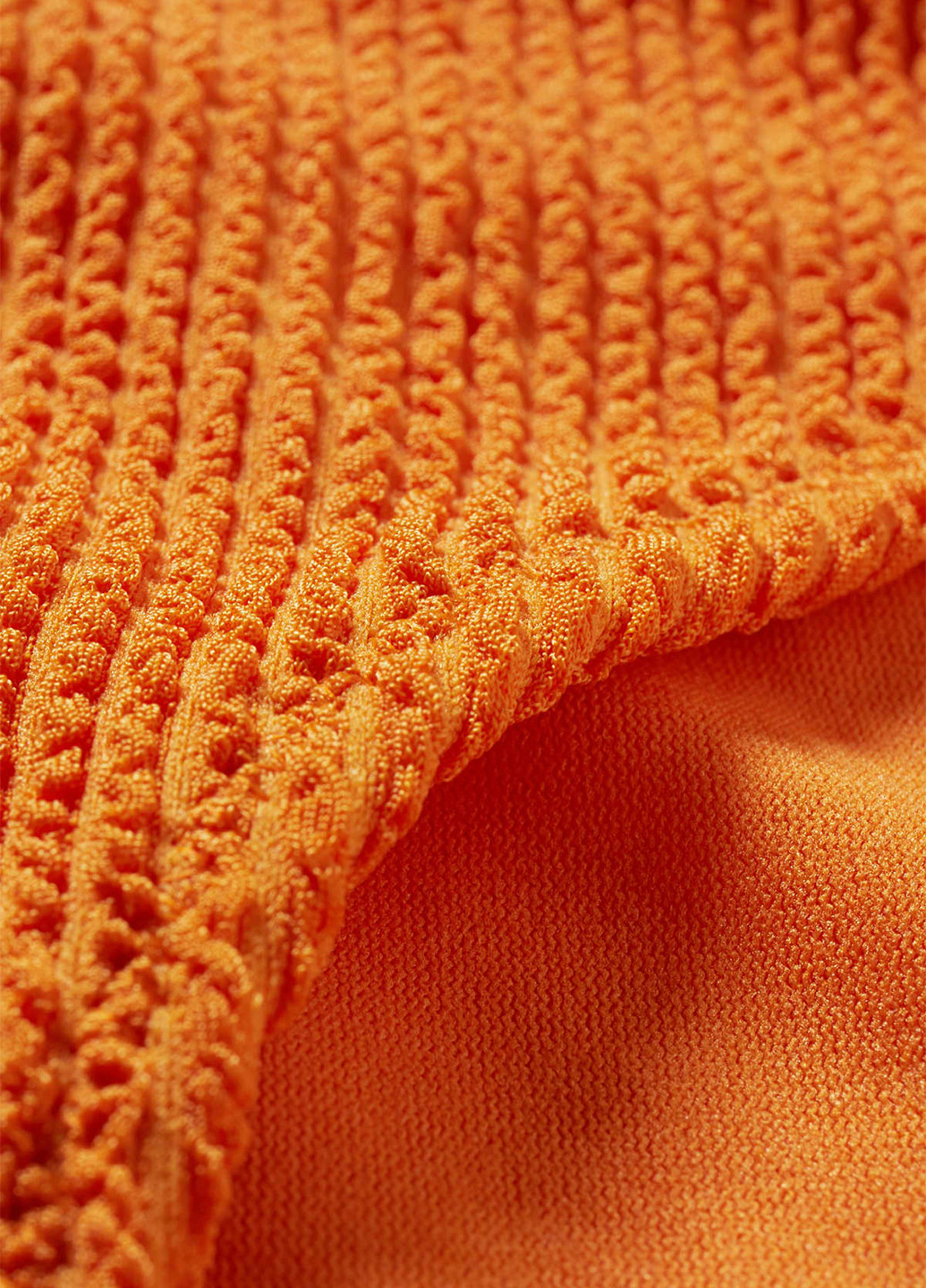 Светло-оранжевые купальные трусики однотонные C&A