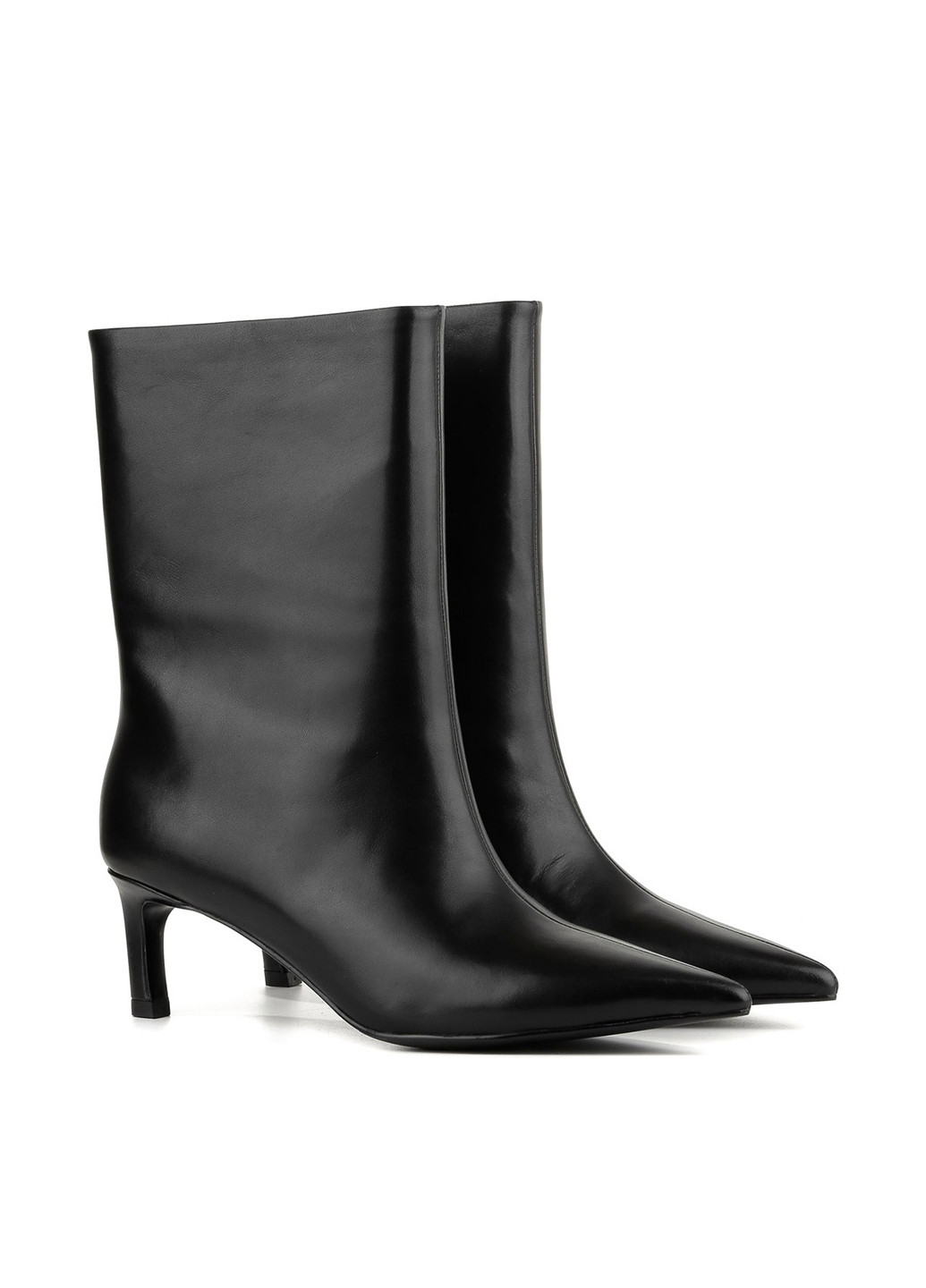 Осенние ботинки Le'BERDES без декора