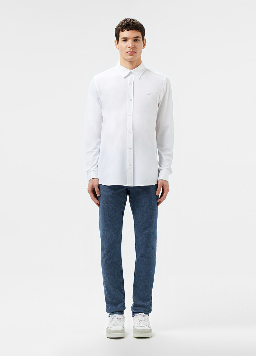 Белая классическая, кэжуал рубашка однотонная Lacoste