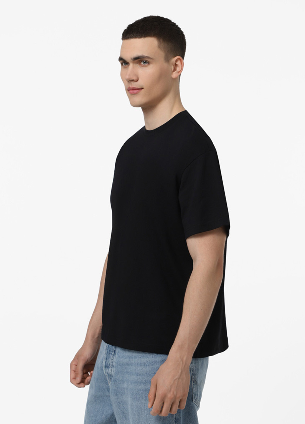 Черная футболка Promin