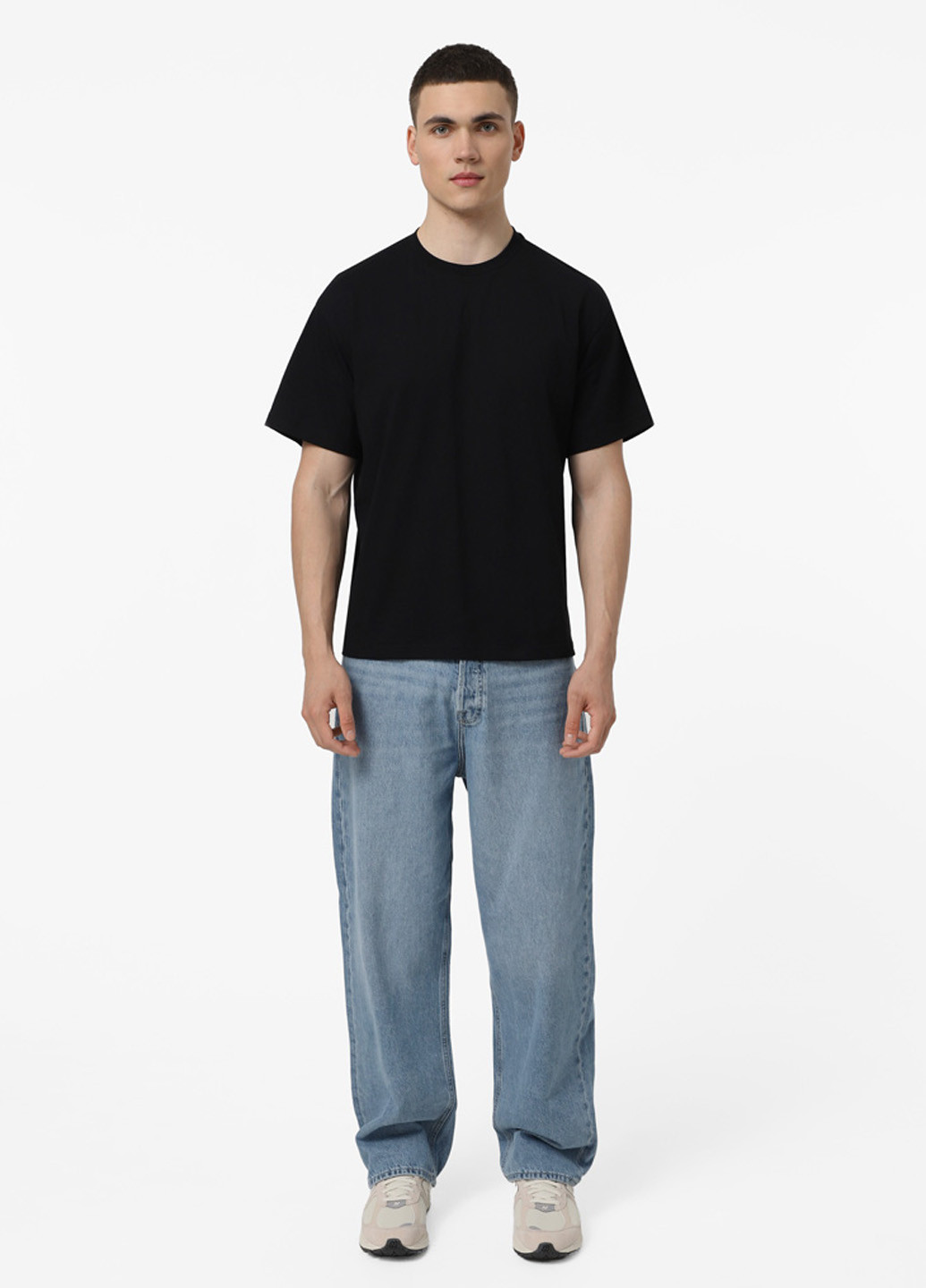 Черная футболка Promin