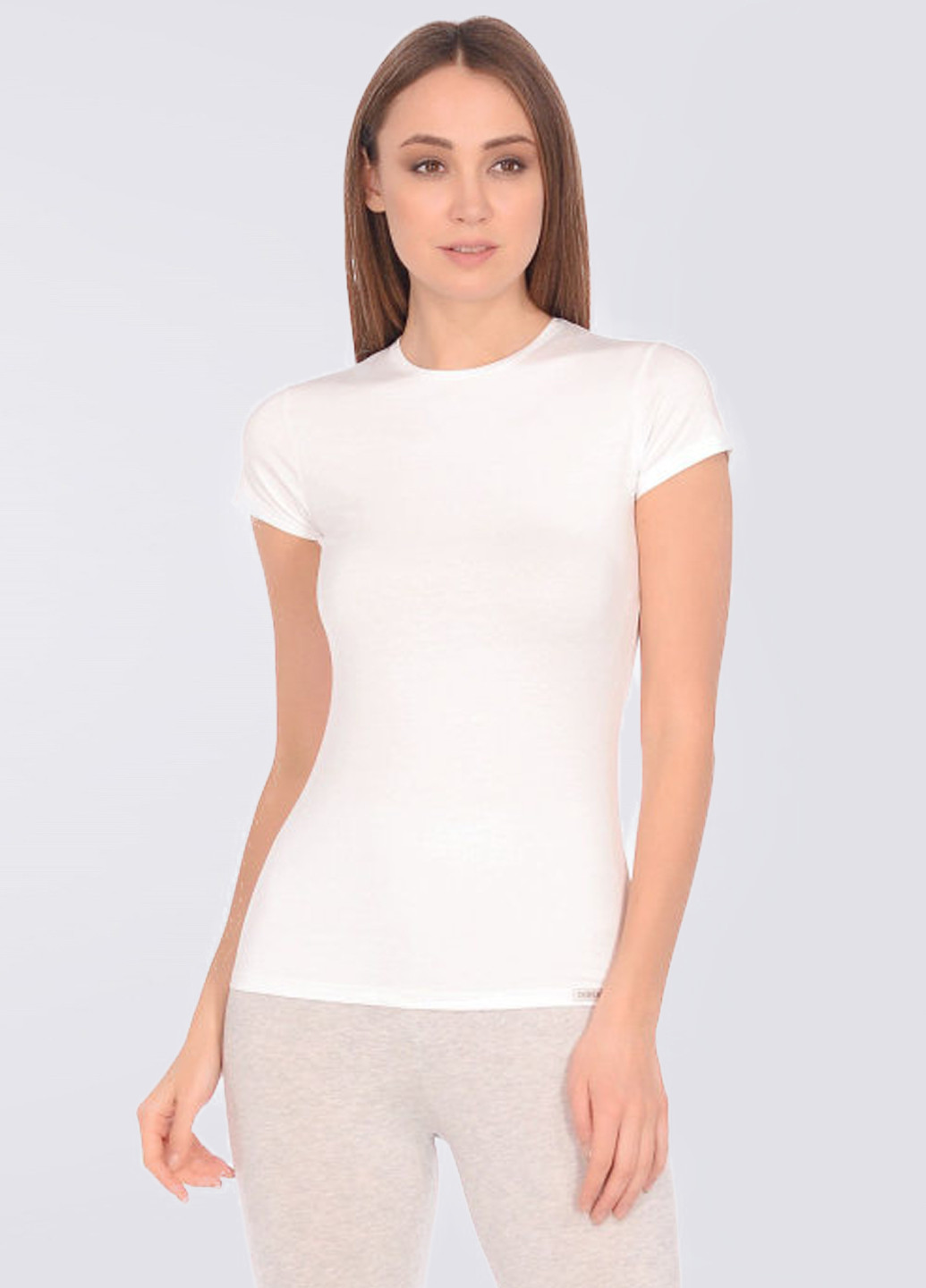 Белая всесезон футболка женская, белая Doreanse