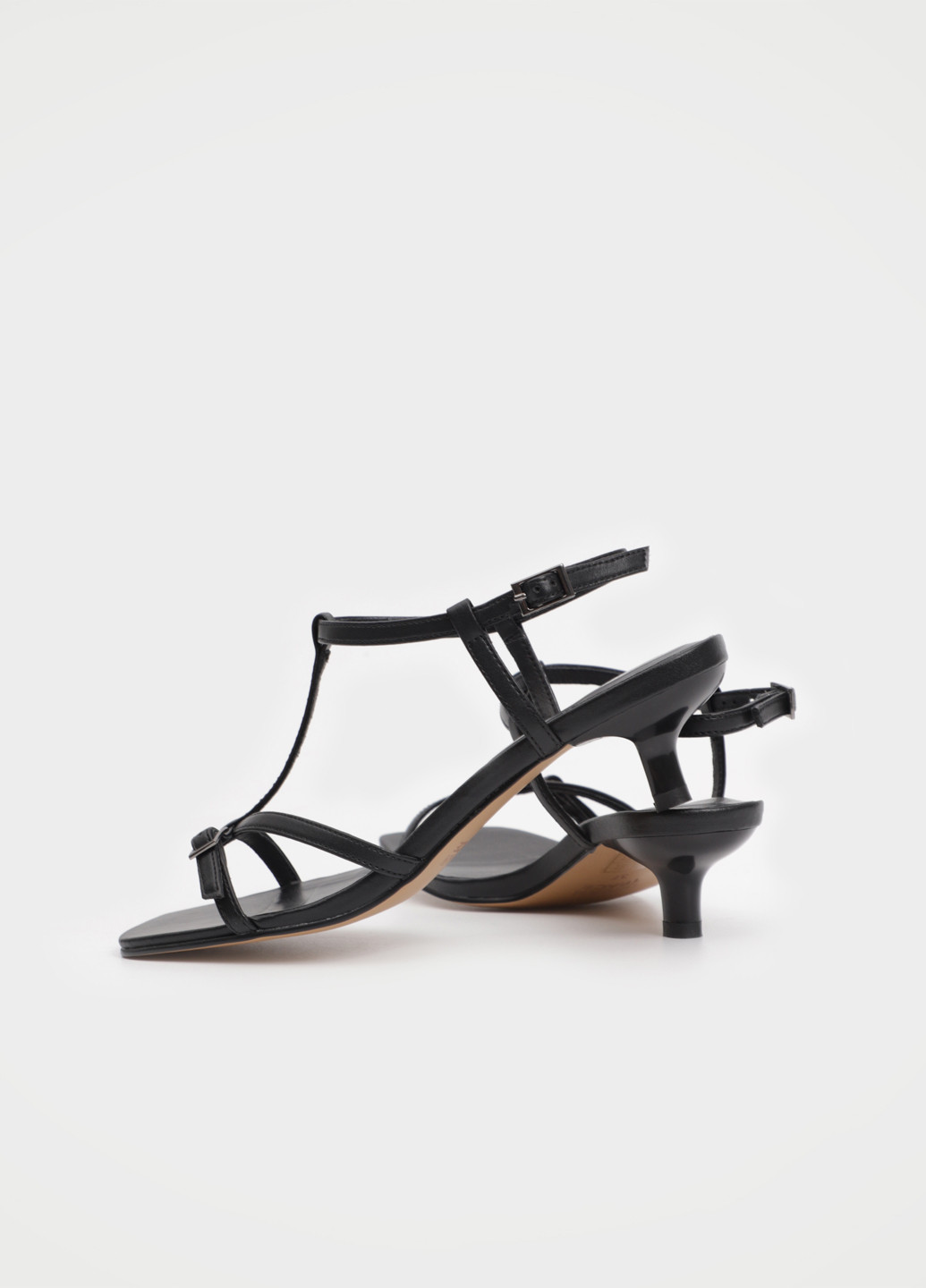 Черные босоножки Respect с ремешком
