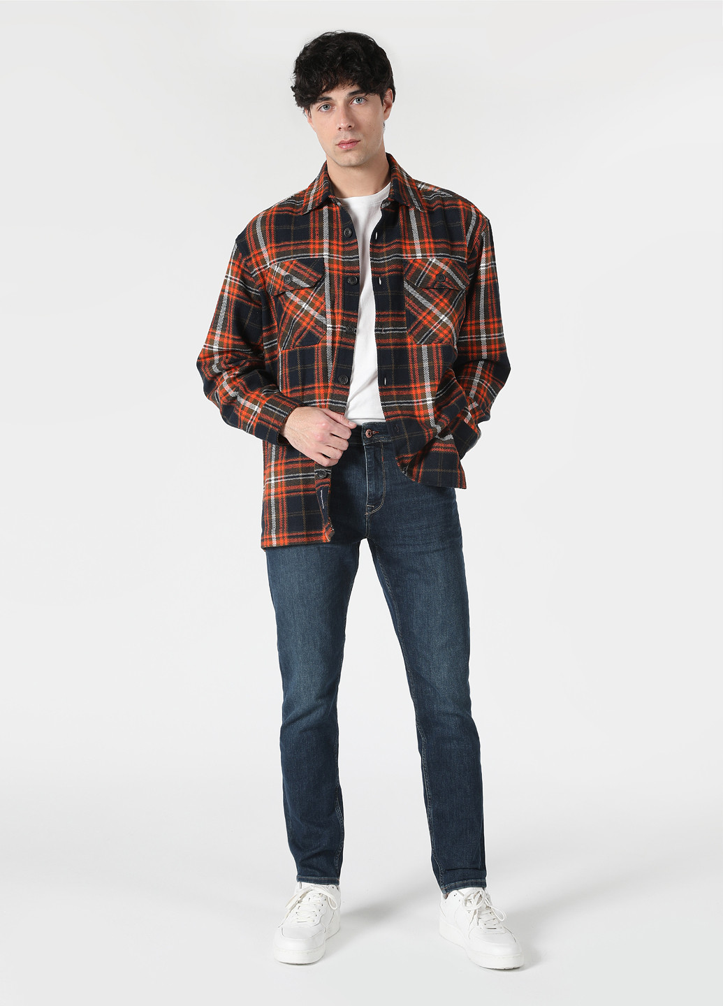 Темно-синие демисезонные слим джинсы Colin's