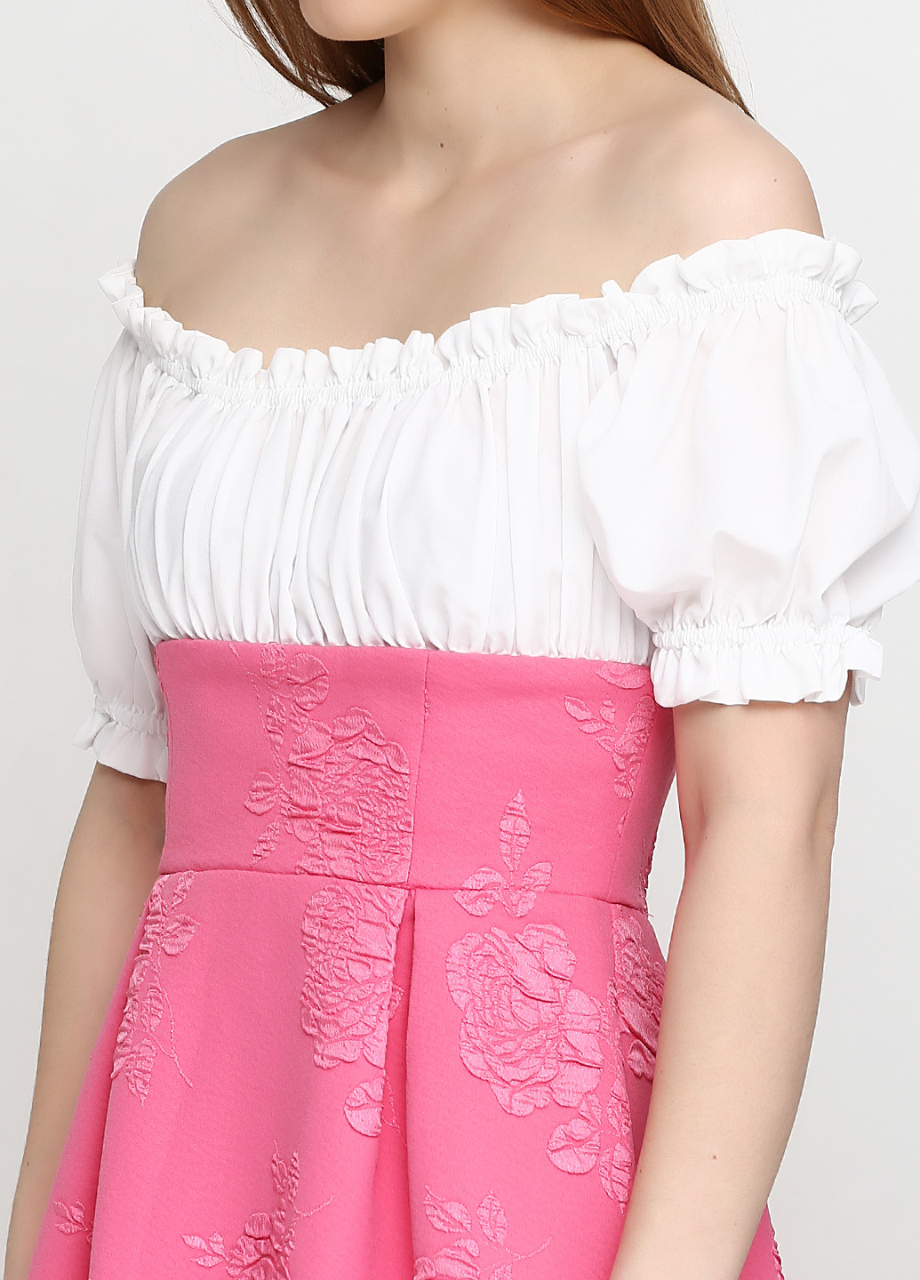 Фуксиновое (цвета Фуксия) кэжуал платье Sassofono фактурное