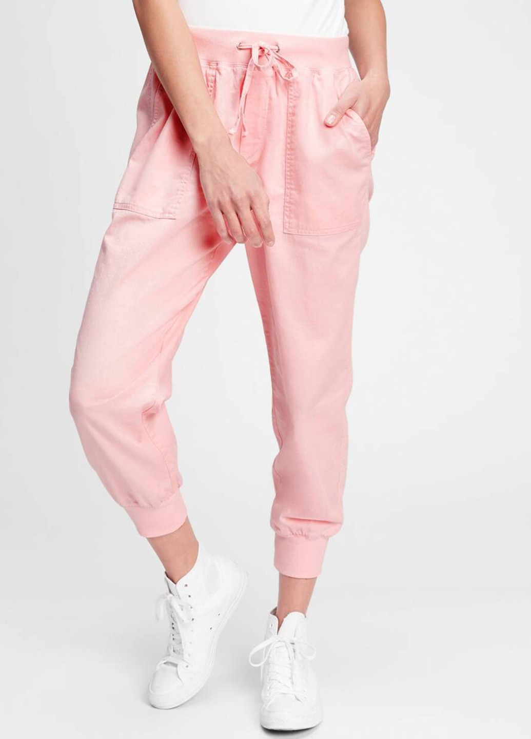 Светло-розовые кэжуал демисезонные укороченные, джоггеры брюки Gap