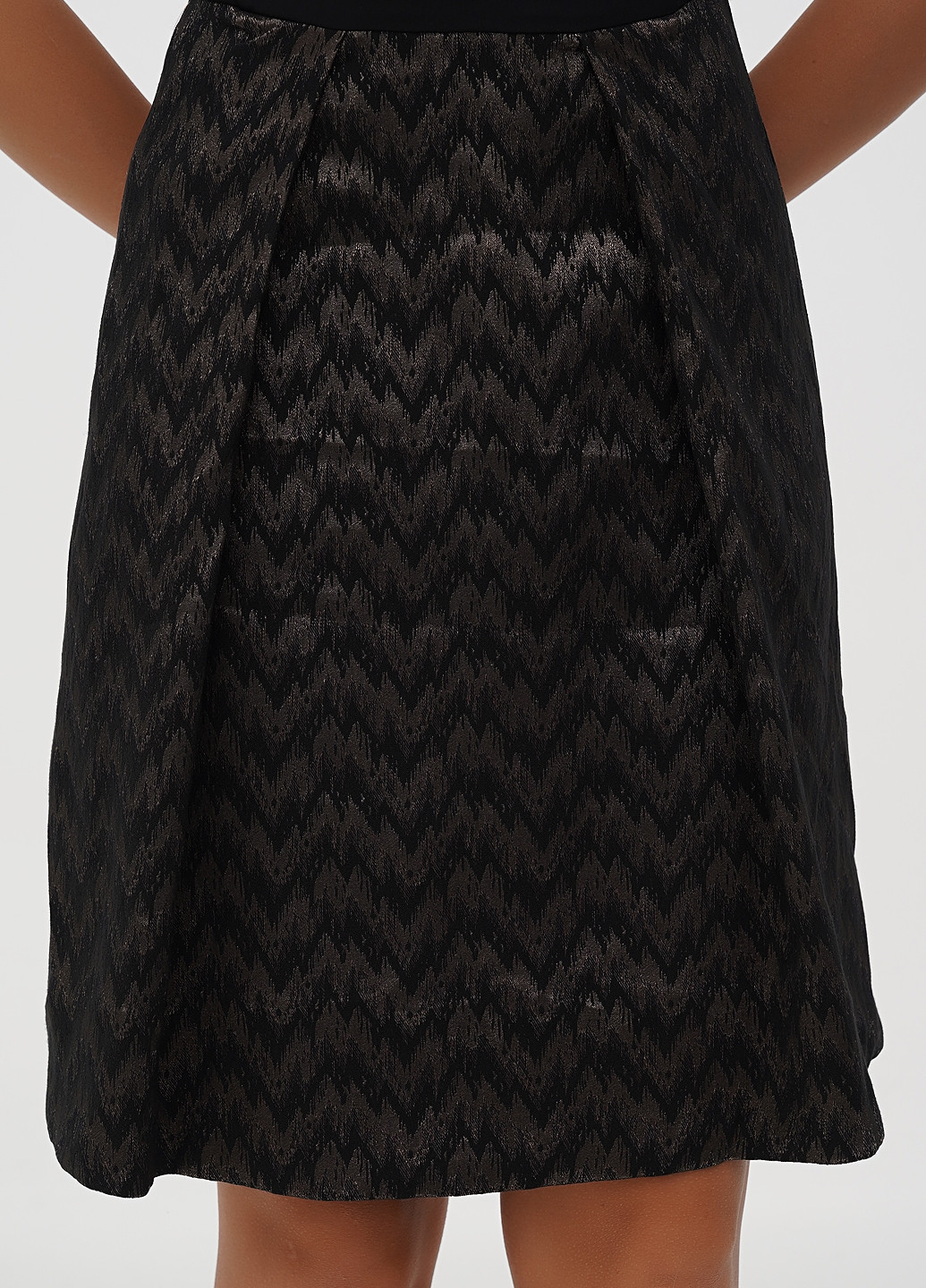 Коричневое кэжуал платье клеш Sassofono с абстрактным узором