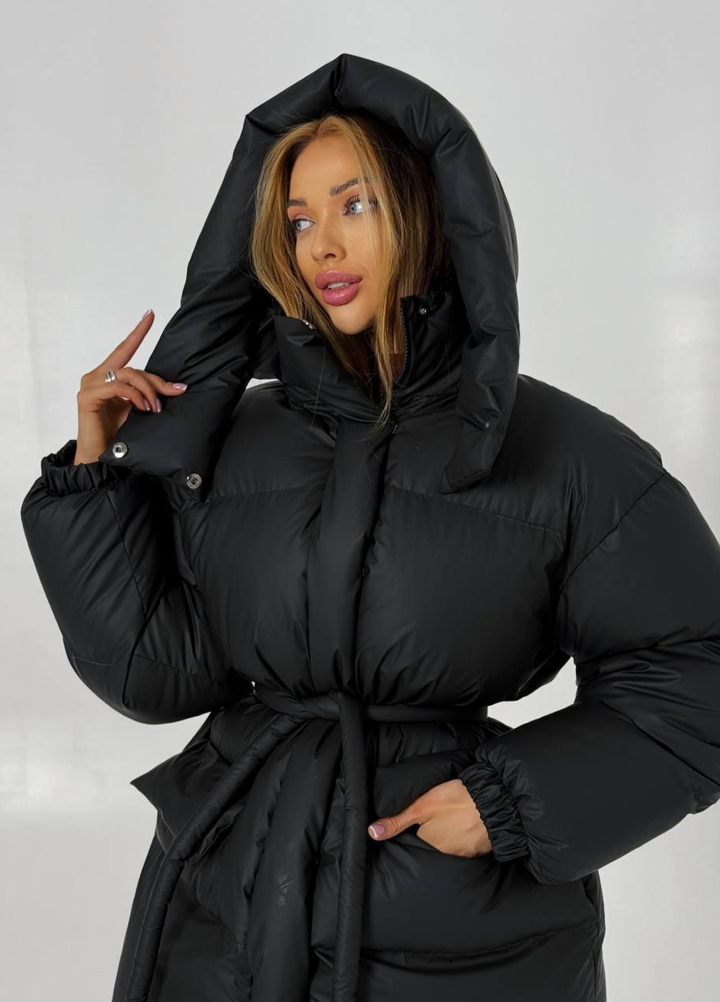 Черный зимний Пуховик No Brand