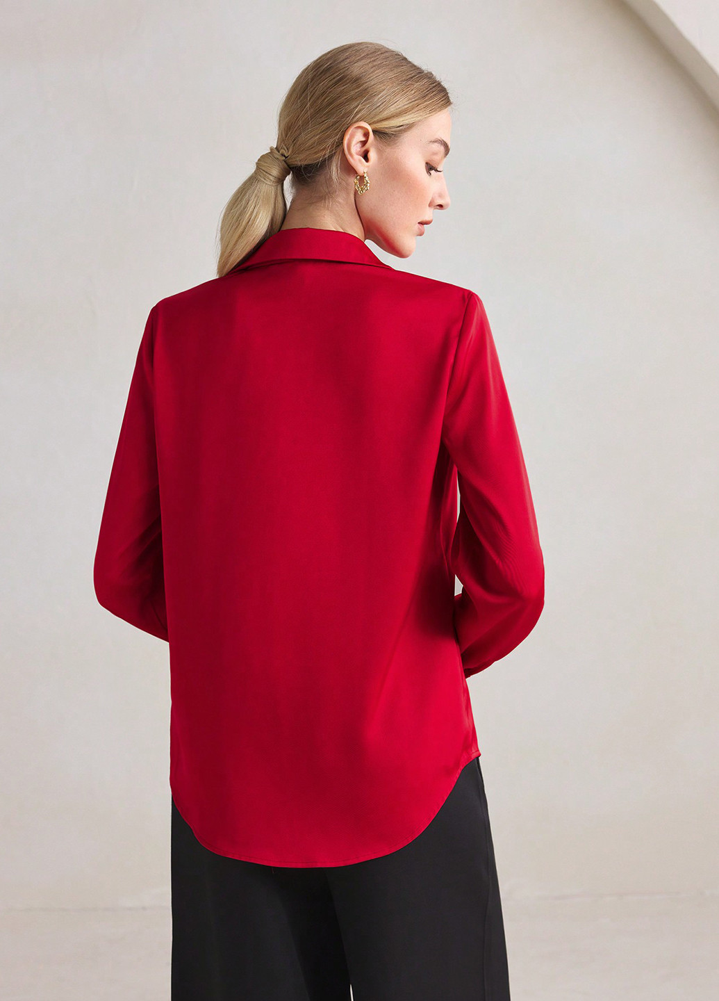 Красная кэжуал рубашка однотонная SHEIN