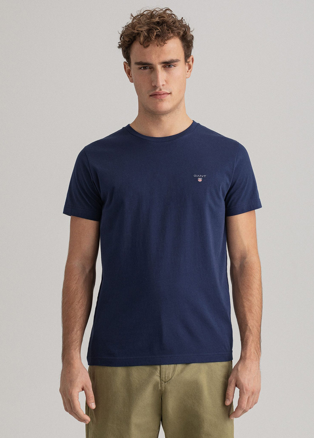 Темно-синяя футболка Gant