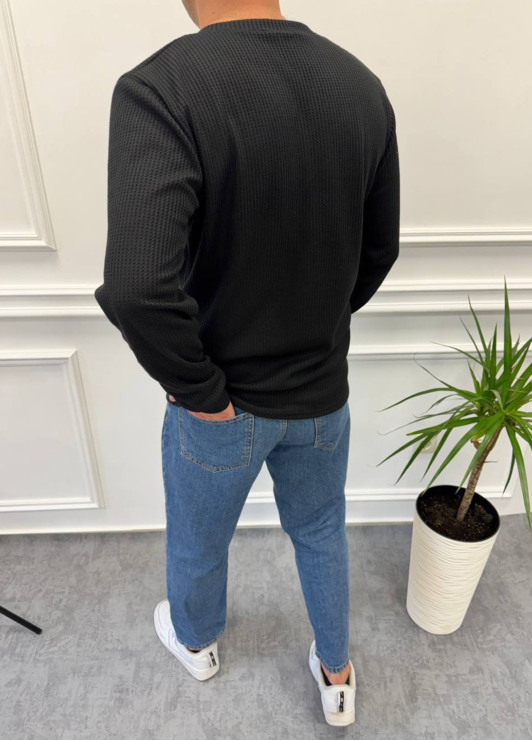 Черный демисезонный кэжуал лонгслив No Brand однотонный