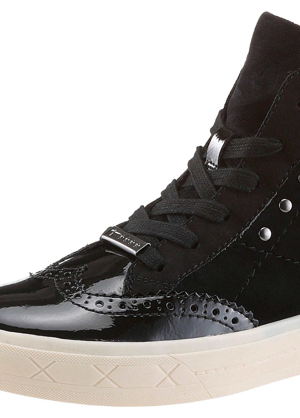 Чорні кеди Tamaris