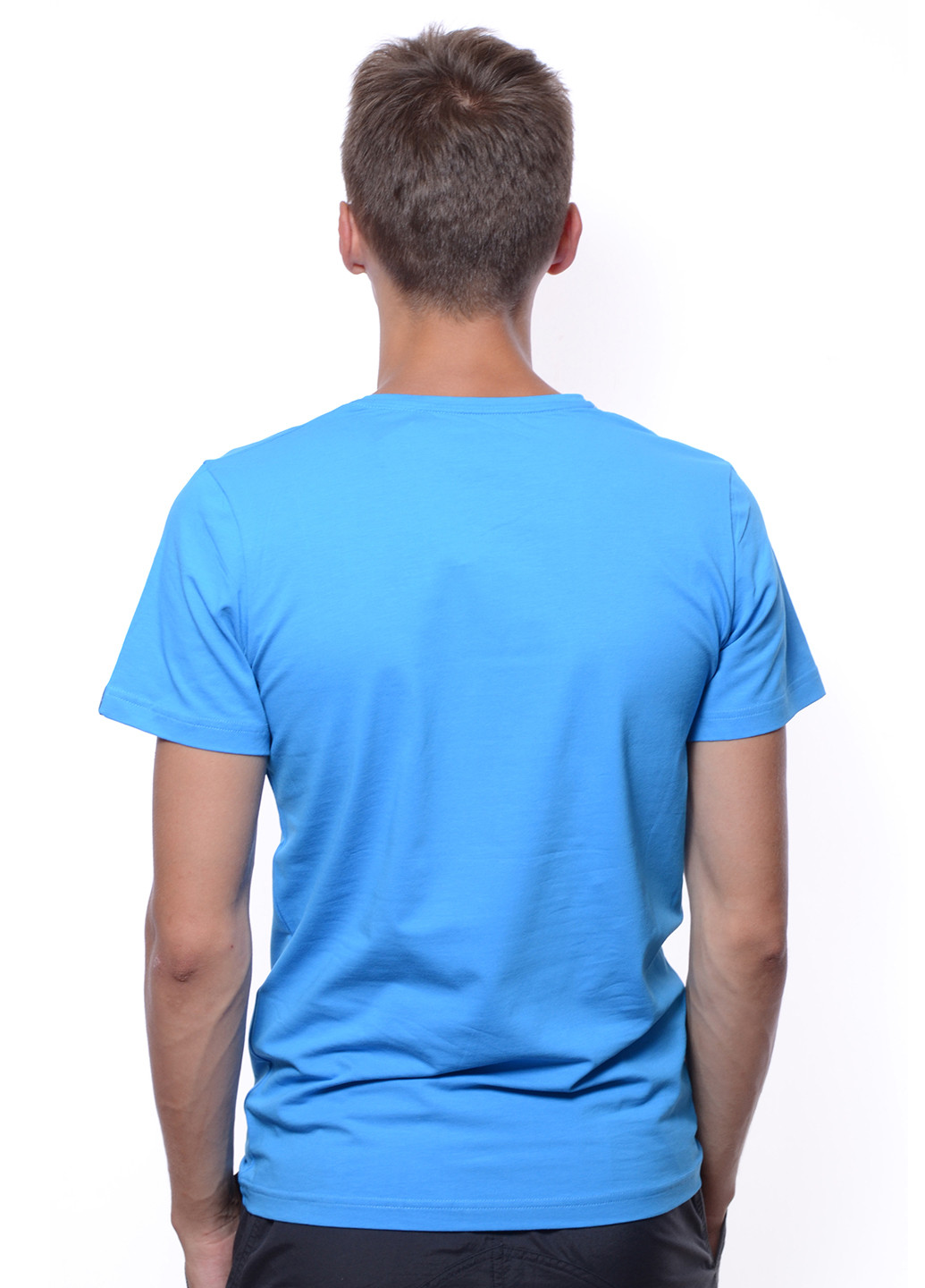 Голубая футболка Strado