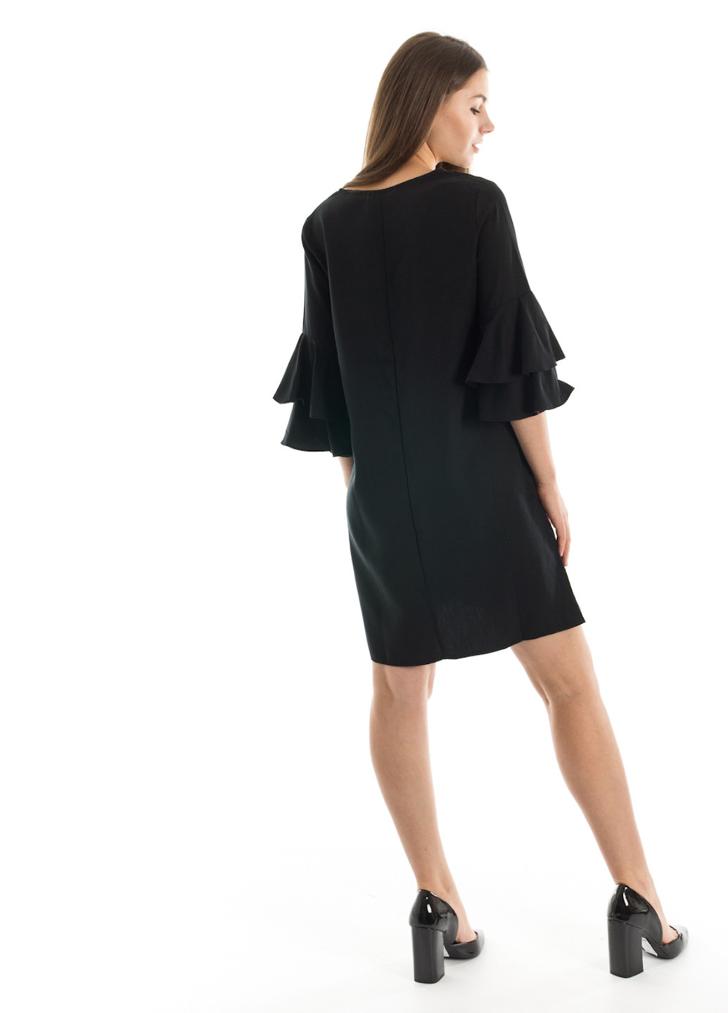 Черное кэжуал платье Bebe Plus однотонное