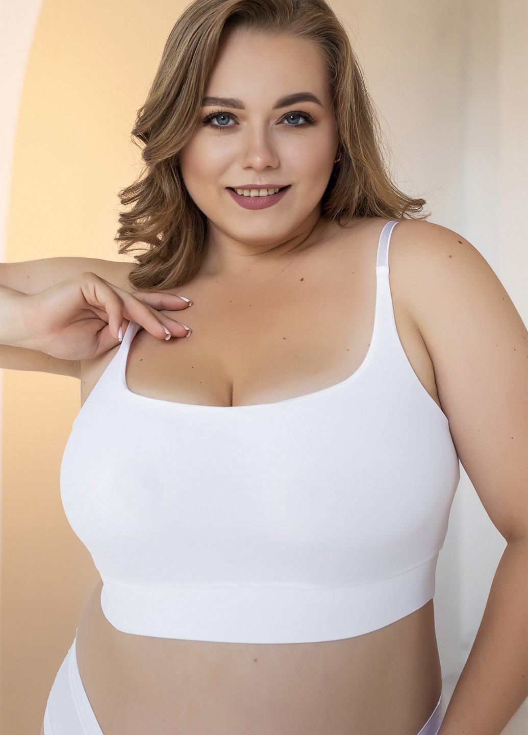 Білий демісезонний комплект (топ, трусики сліпи) в рубчик TOTALFIT