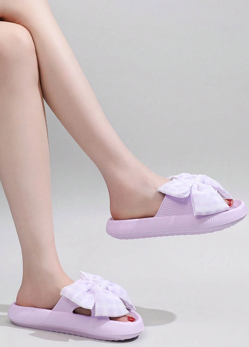 Сиреневые шлепанцы SHEIN с бантом