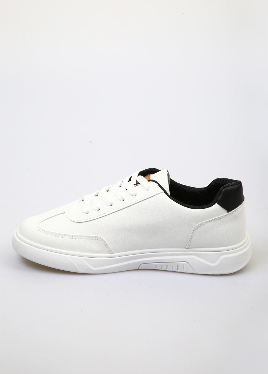 Білі всесезон кросівки Stilli