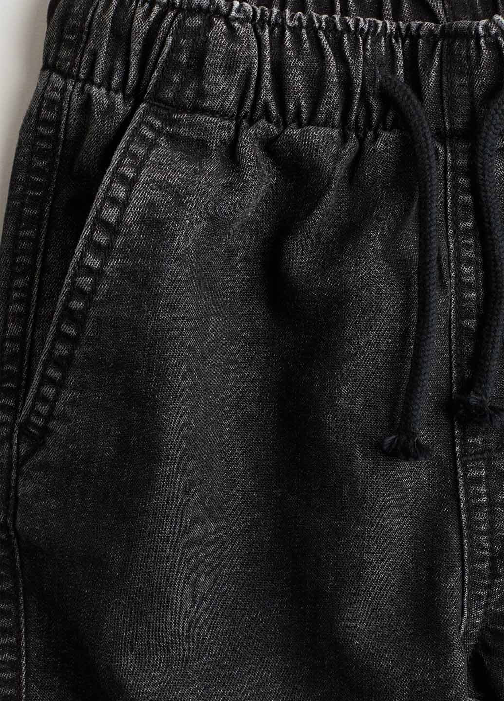 Темно-серые демисезонные джоггеры джинсы H&M