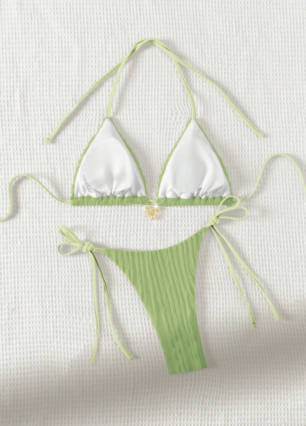 Светло-зеленый летний купальник (лиф, трусики) бикини SHEIN