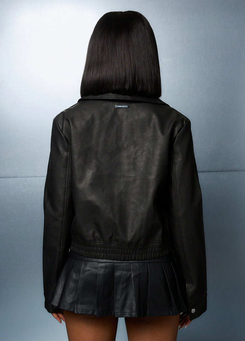 Чорна демісезонна куртка SHEIN