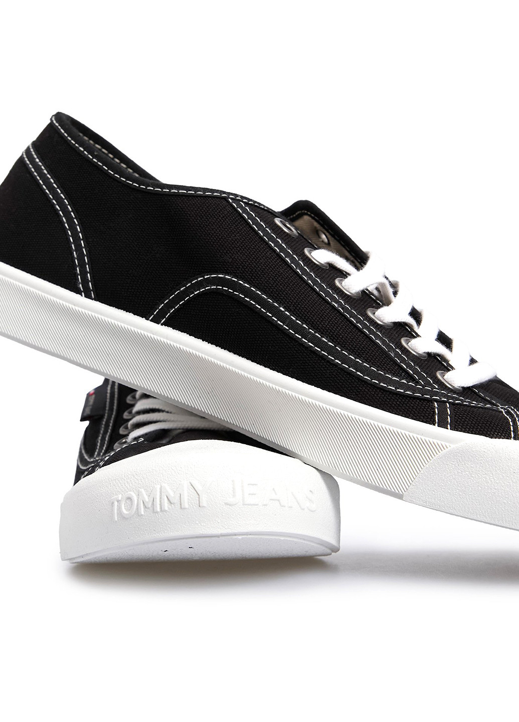 Чорні кеди Tommy Jeans