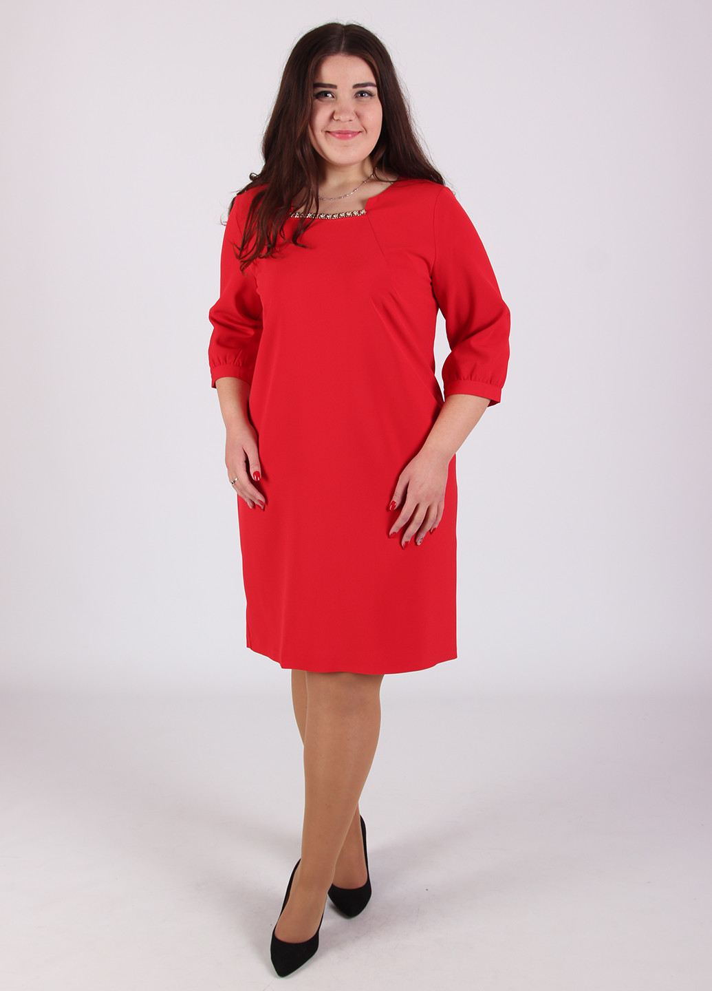 Красное деловое платье Evastyle однотонное