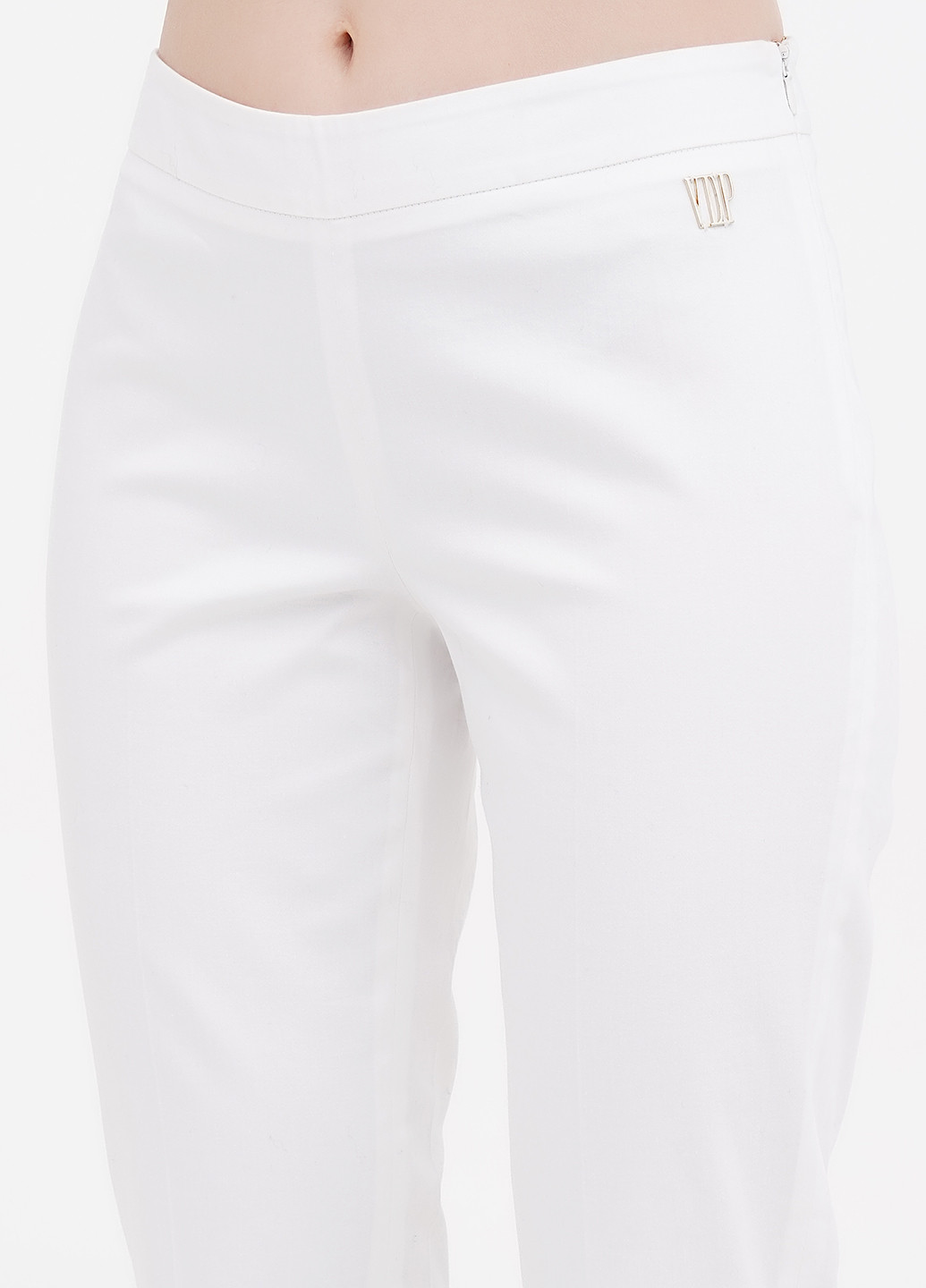 Белые кэжуал демисезонные зауженные брюки VDP