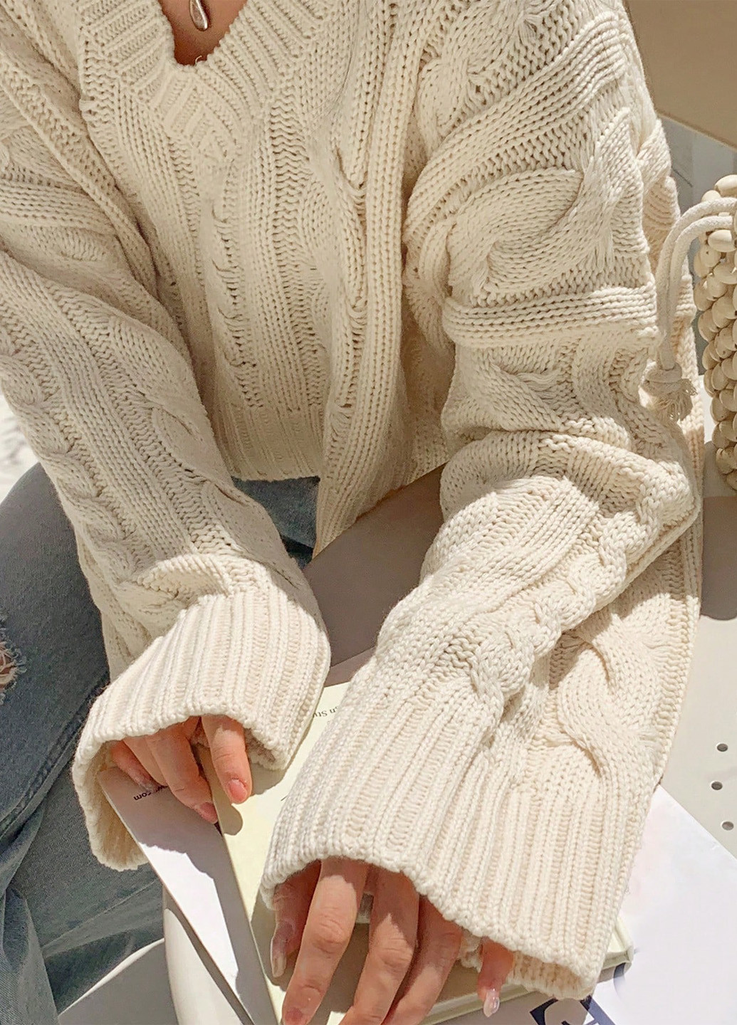 Кремовий демісезонний пуловер пуловер SHEIN