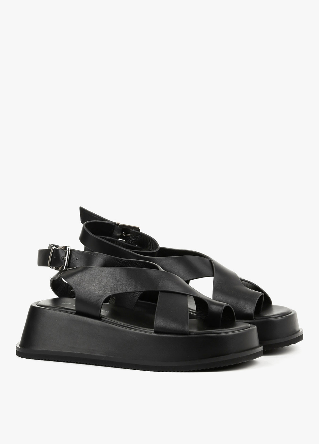 Черные босоножки Le'BERDES с ремешком