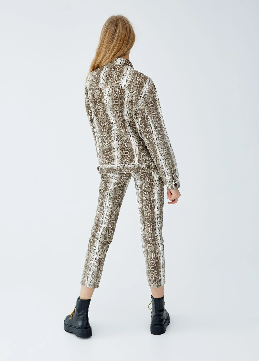 Вітровка,білий коричневий, Pull & Bear (254655676}