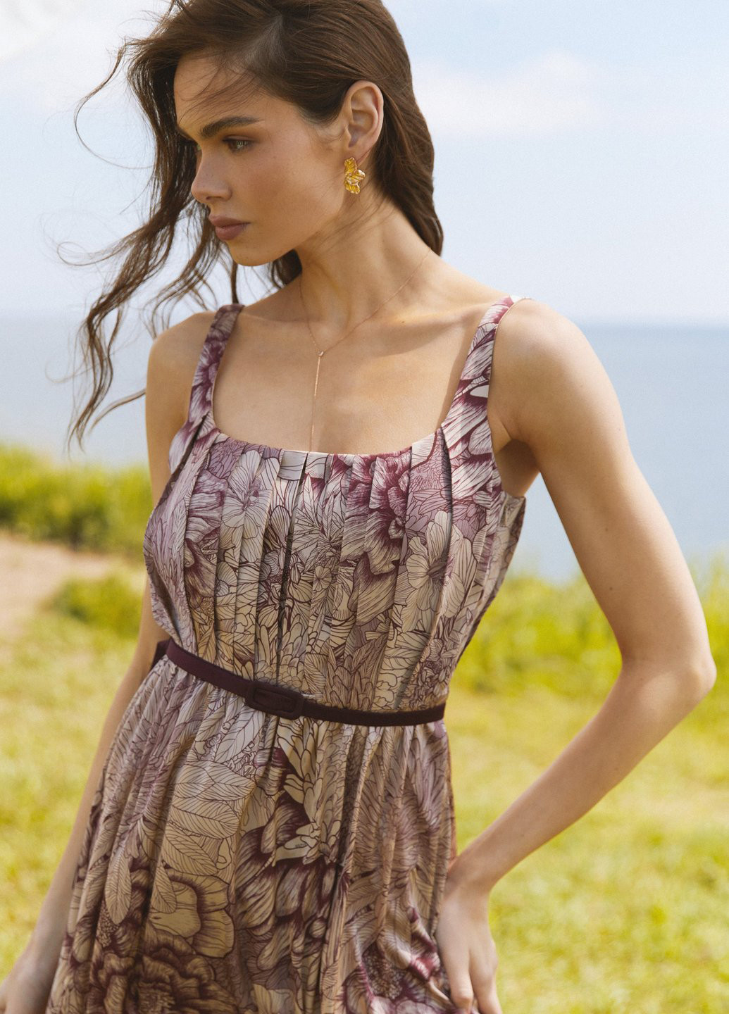 Бежевое кэжуал, коктейльное платье клеш Gepur с цветочным принтом