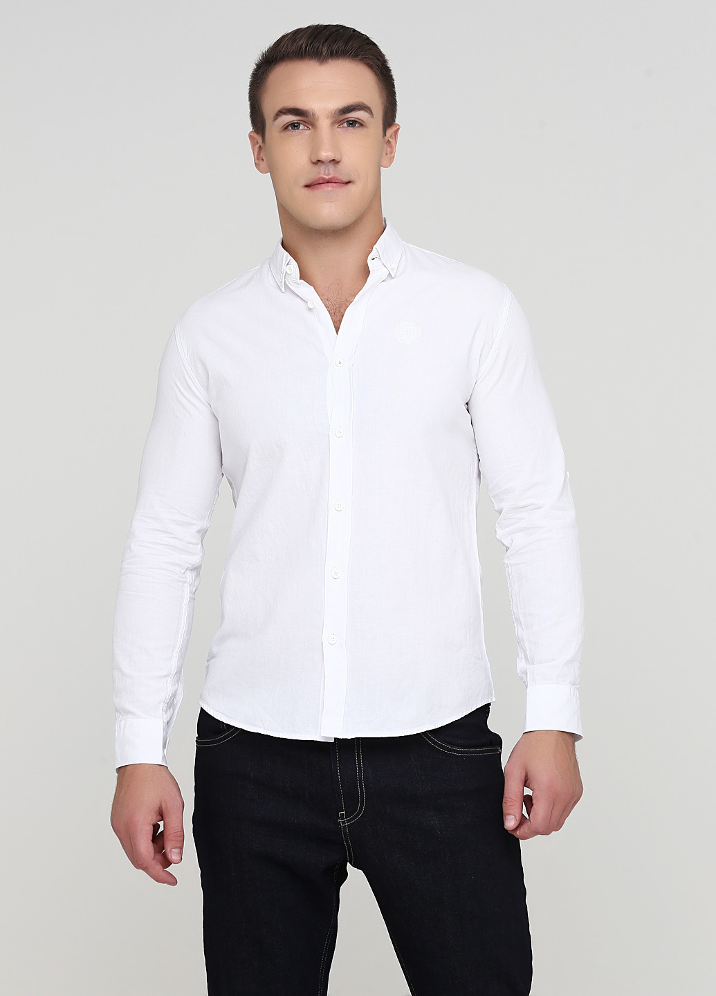 Белая кэжуал рубашка однотонная Madoc Jeans
