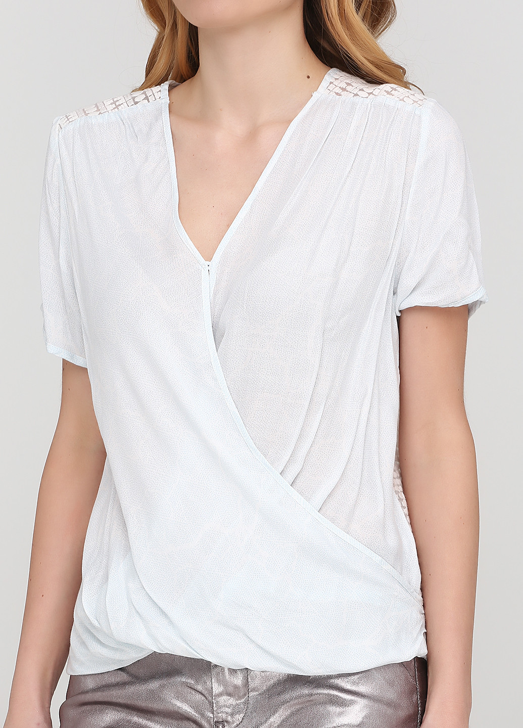 Белая летняя блуза Volcom