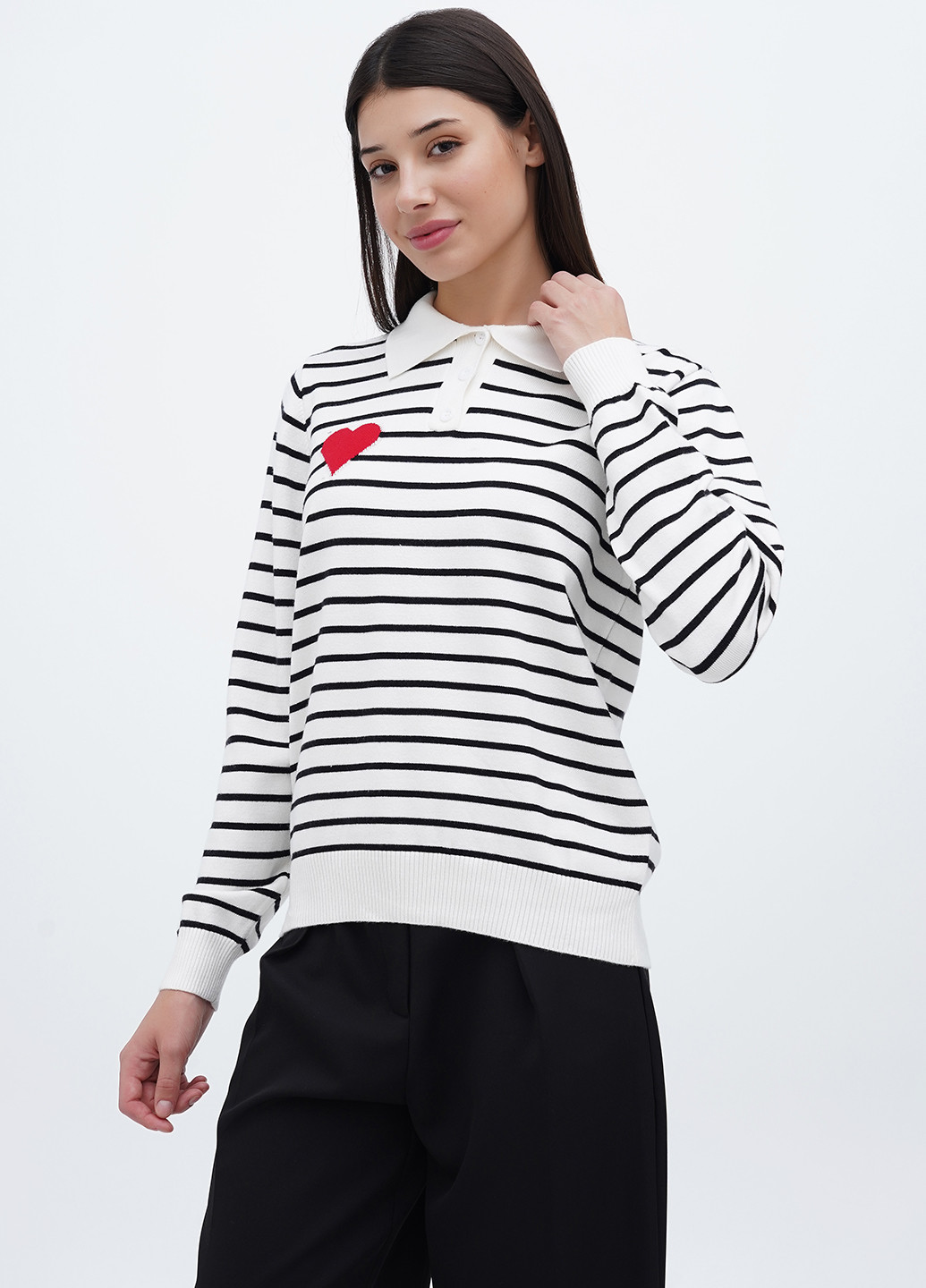 Черно-белый демисезонный свитер M@C