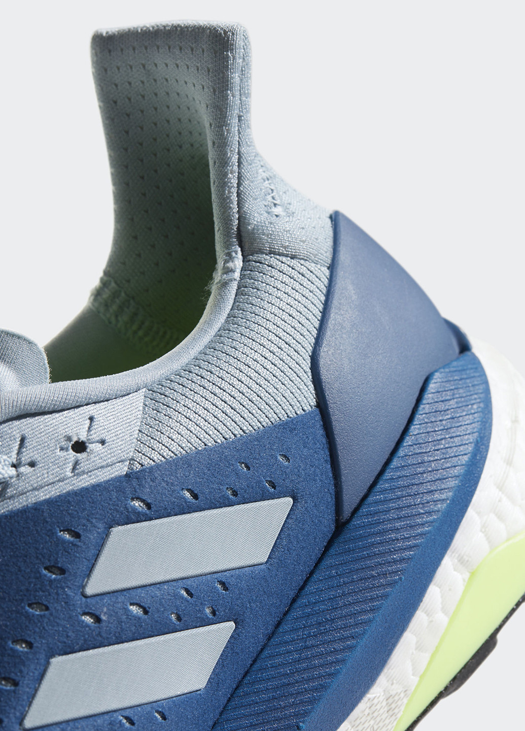 Блакитні всесезон кросівки adidas Solar Glide