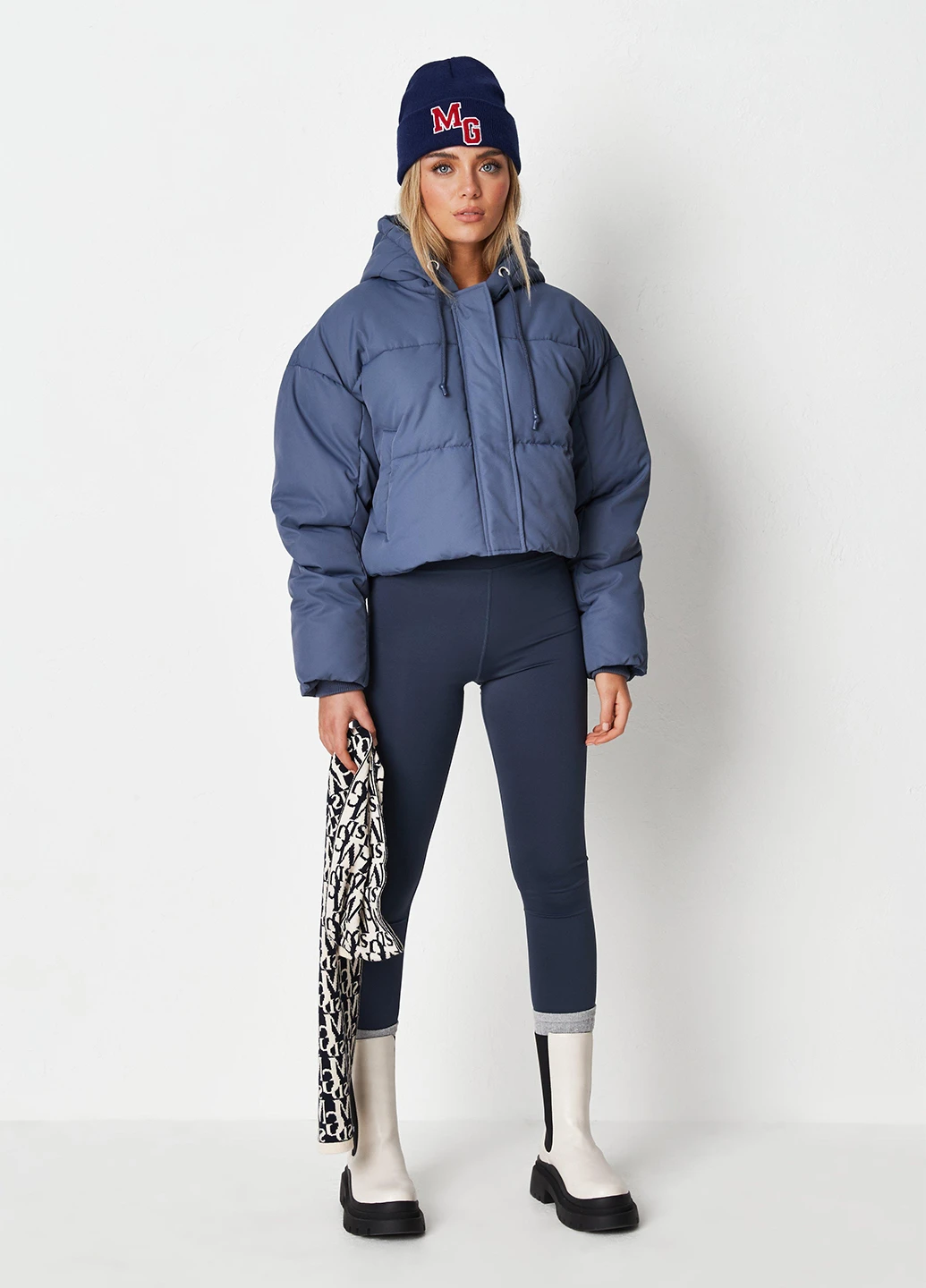 Синя зимня куртка Missguided