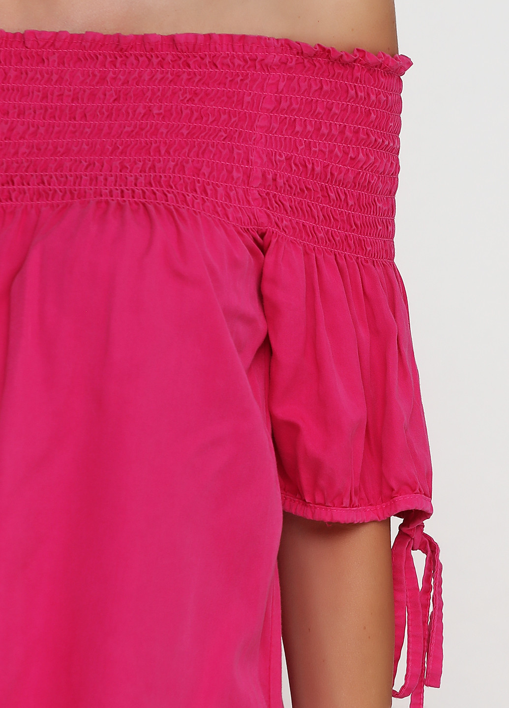 Розовое кэжуал платье с открытыми плечами Made in Italy однотонное