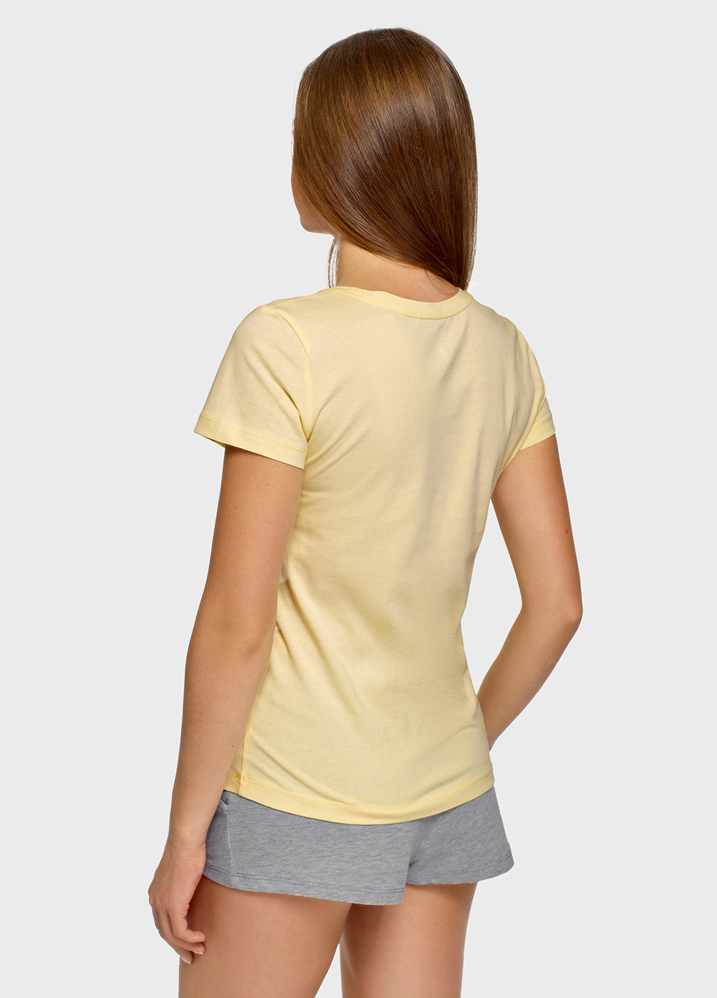 Желтая всесезон пижама (футболка, шорты) футболка + шорты Oodji